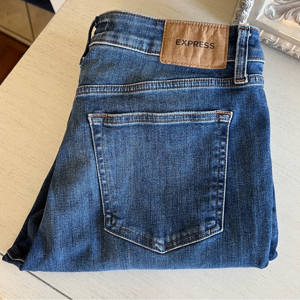 Express Men’s Skinny Jeans. Hyper Stretch. W32 L32.